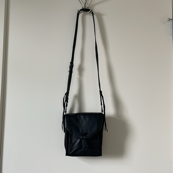Lucky Brand black genuine leather crossbody bag - Picture 2 of 13